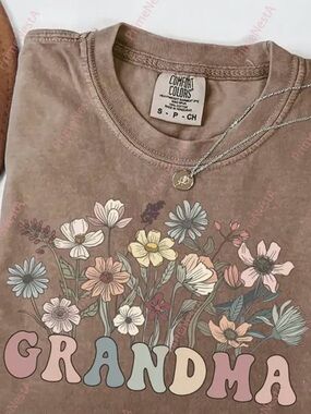 Comfort Colors Brown Kids' Floral 'Grandma' Graphic Tee